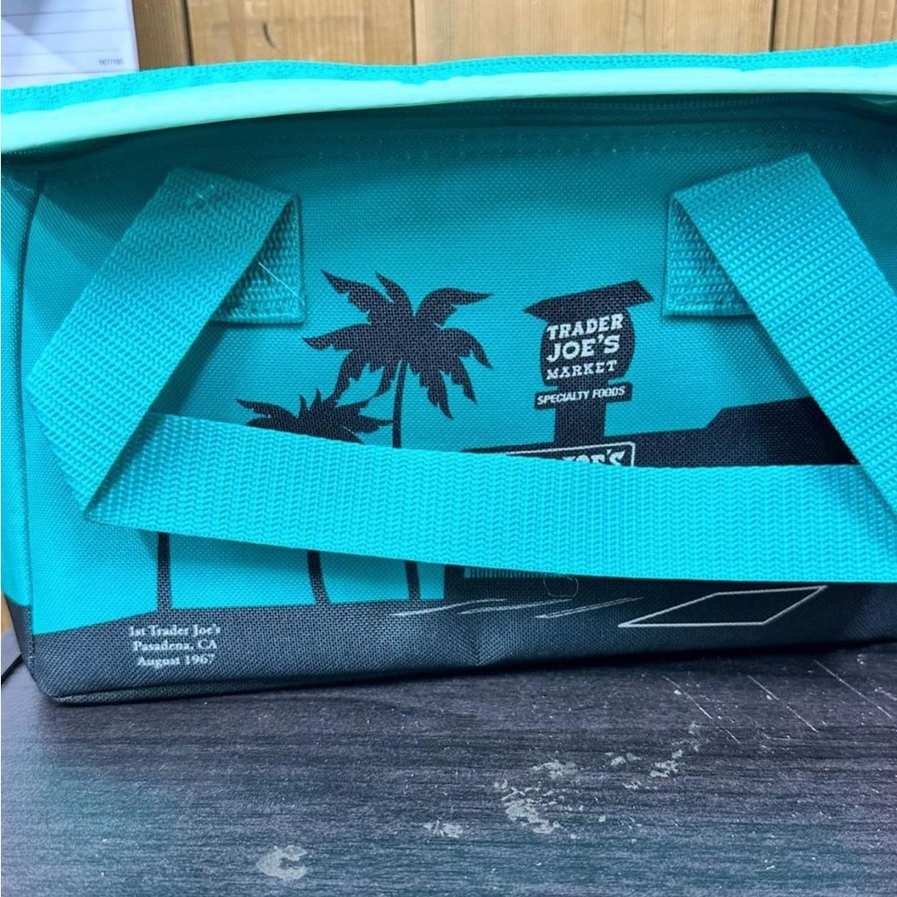 Trader Joe’s insulated mini cooler
